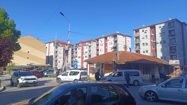 FOTO: KoSSev/Mitrovica raskrsnica tehička skola