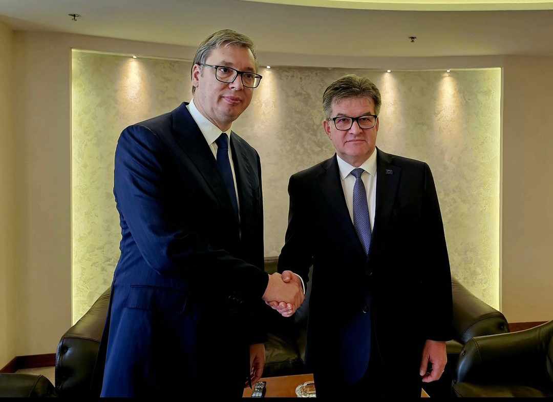 Vučić i Lajčak