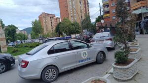 Zaplenjene policijske košulje i municija u Zvečanu