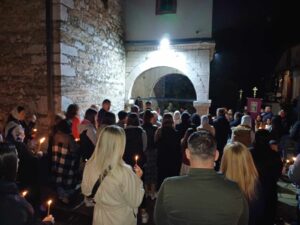 Orahovac Liturgija Vaskrs