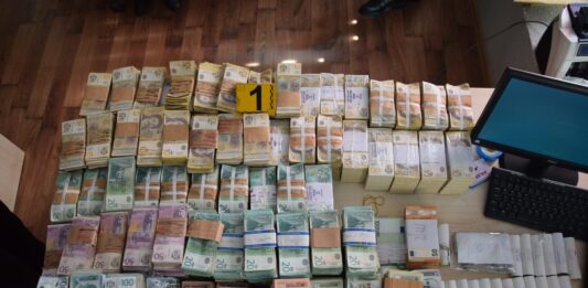 Dinari zaplena KP Poštanske štedionica