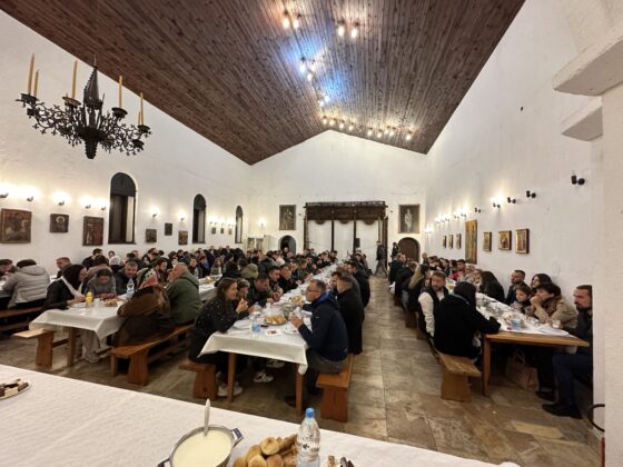 Visoki dečani Uskrs