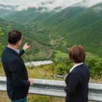 Gervala u Leposaviću o „lepotama Republike Kosovo“ i „surovom decenijskom zaostajanju“ kraja Donika Gervala