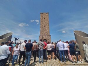 Gazimestan: Poruke - "Ovo je Albanija"