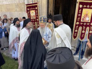 Vladika Teodosije u Dečanima za Spasovdan Vladika Teodosije u manastiru Visoki Dečani povodom obeležavanja Spasovdana