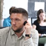 Veljiju: Stav SAD prema Ukrajini menja prioritete EU, PR da deluje ili se suoči sa dogovorom ‘uzmi ili ostavi’ Besnik Veljija (Velija) Gazeta Express Barabar centar događaj kossev