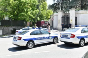 Crnogorska policija saslušala suprugu napadača Izraelska ambasada u Beogradu