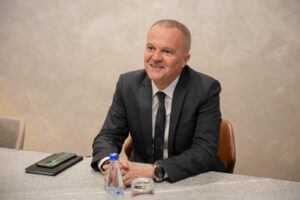 Italija nije protiv otvaranja ibarskog mosta ambasador ITalije na Kosovu Antonela De riu