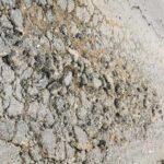 What happened to the road leading to the Oklace village in Zubin Potok? asfalt Oklace
