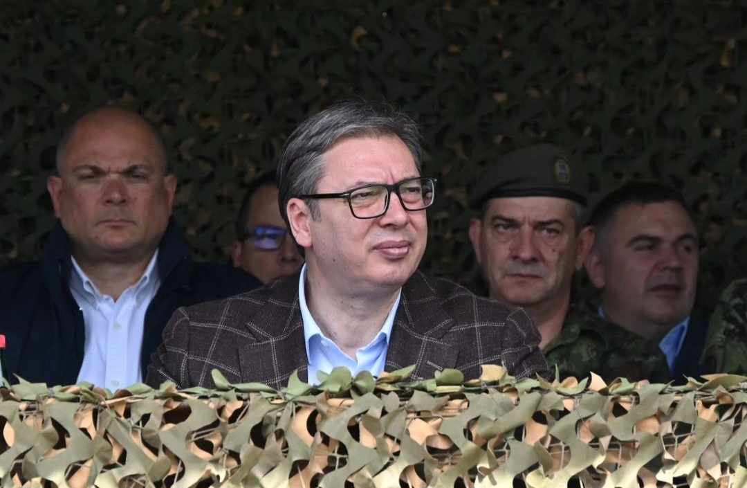 Vučić: Prištinski barjaktari podizani iznad Đakovice dva puta u junu, cilj - sagledavanje sposobnosti srpske vojske