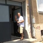 Bećir Ibiši se vratio u stan u Oficirskim zgradama, AKVVP: Vraćeno 8 stanova, još 42 zahteva FOTO: Koha Bećir Ibiši