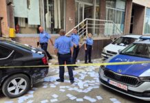 PREGLED GODINE: Od dinara „u slamarice“ do sleduje li „Kurtijevih 100 evra“ Akcija zatvaranja pošte Srbije u Pošta Srbije Glavna pošta Mitrovica