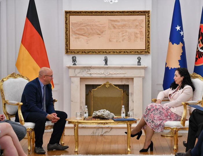 Osmani sa Saracinom o najnovijim političkim i bezbednosnim dešavanjima u zemlji i regionu, kao i o Berlinskom procesu