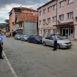 Kosovska policija ušla u preostale opštinske organe R. Srbije, Kancelariju za KiM, kotlarnicu KBC… Kosovska policija ušla u preostale opštinske organe R. Srbije, Kancelariju za KiM, kotlarnicu KBC...