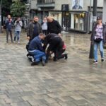 Srpska Demokratija Party Leaders Detained For Several Hours Amid Kurti’s Visit to N.Mitrovica Hapšenje Arsenijevića izazvalo oštre reakcije: "Uhapšen zato što je Srbin", "Sramni čin Kosovske policije"