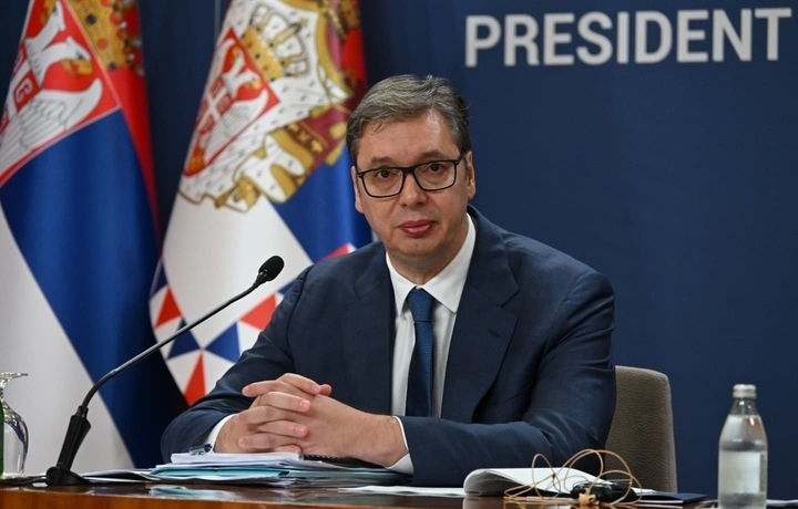 Hirurg Dugalić: Javno se odričem kolega koje su pustile da Vučić uđe na intenzivnu negu