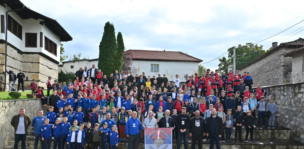 “Srcem za Kosmet kup” okupio više od dvesta dece u Velikoj Hoči