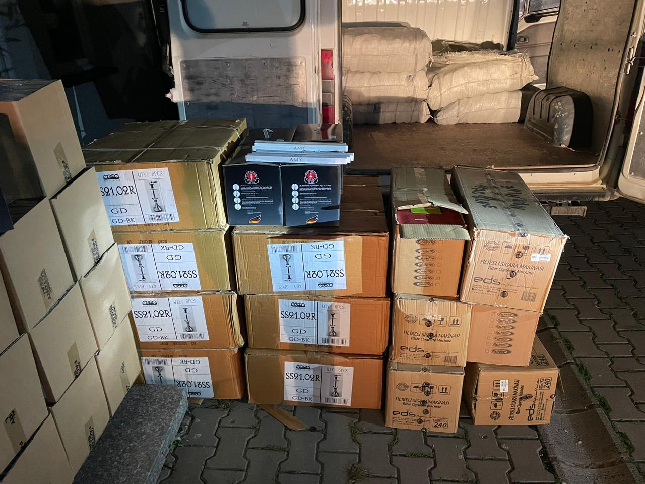 KP zaplenila robu vrednu oko 120.000 evra, cigarete, filteri, upaljači, oprema za nargile...