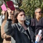 Studenti sa trakama na ustima i indeksima u rukama prošetali Mitrovicom
