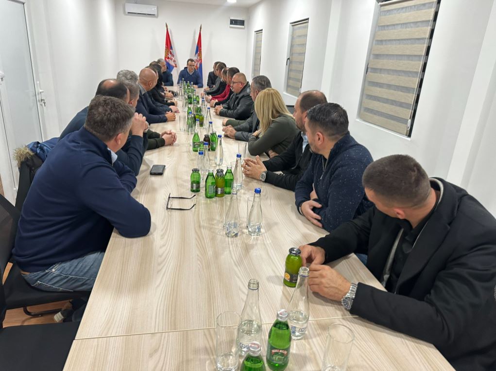 FOTO: Petar Petković i Srpska lista/Nalog X