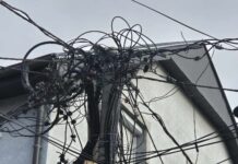 Delovi Severne Mitrovice danas bez struje od 9 do 18 časova Struja kablovi električna energija