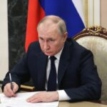 Tramp: Rusija i Ukrajina odmah će početi pregovore o prekidu vatre; Putin: Spremni za saradnju o mirovnom sporazumu Vladimir Putin