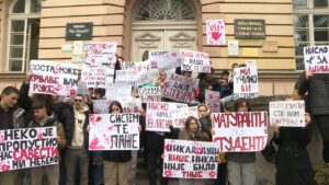 Akcija „Zastani, Srbijo“ u više gradova zastani Srbijo