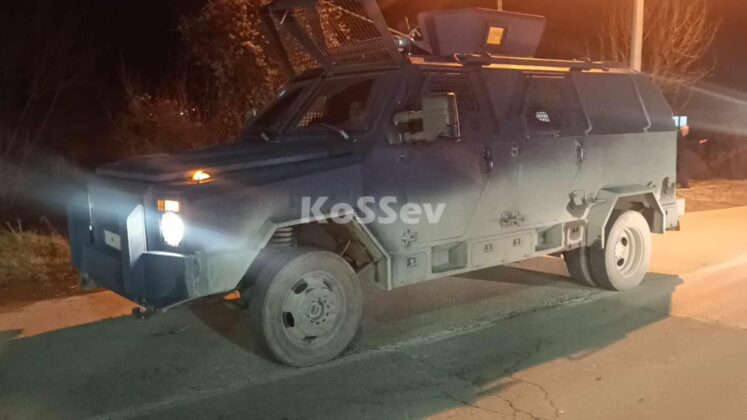 FOTO: Nesreća, sletela blinda Kosovske policije u Grabovcu/KoSSev