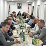 Petković sa čelnicima SL u Raški o izborima: „Oni su čvrsti bedem srpstva u najvećim izazovima“ Petar petković srpska lista Raška
