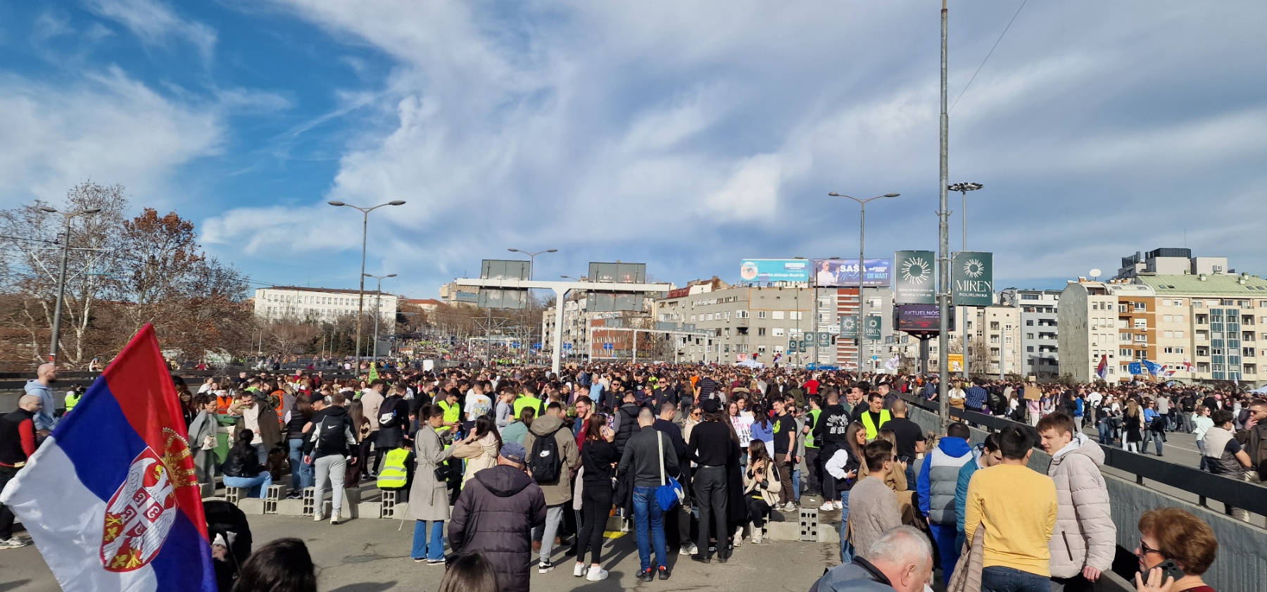 IFJ i EFJ osudile napade na novinare tokom protesta i upozorile na otpuštanje