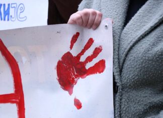 Targetiranje studenata, ne izveštavanje: „Zalažete se za bolje društvo, a osvanete kao državni neprijatelj“ Targetiranje studenta, ne izveštavanje: "Zalažete se za bolje društvo, a osvanete kao državni neprijatelj"
