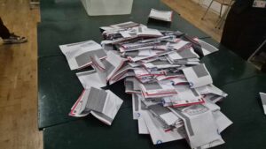 Vučić: Menjali rezultate, dodali glasove Rašiću da bi imalo jedan mandat