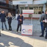 Biševac na štandu SNP u K.Mitrovici: Glasajte svojom voljom, iza paravana ste sami Milija Biševac