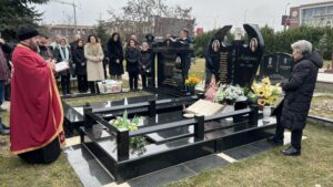 pomen žrtvama bombaškog napada na autobus „Niš ekspresa“ u Lapljem Selu