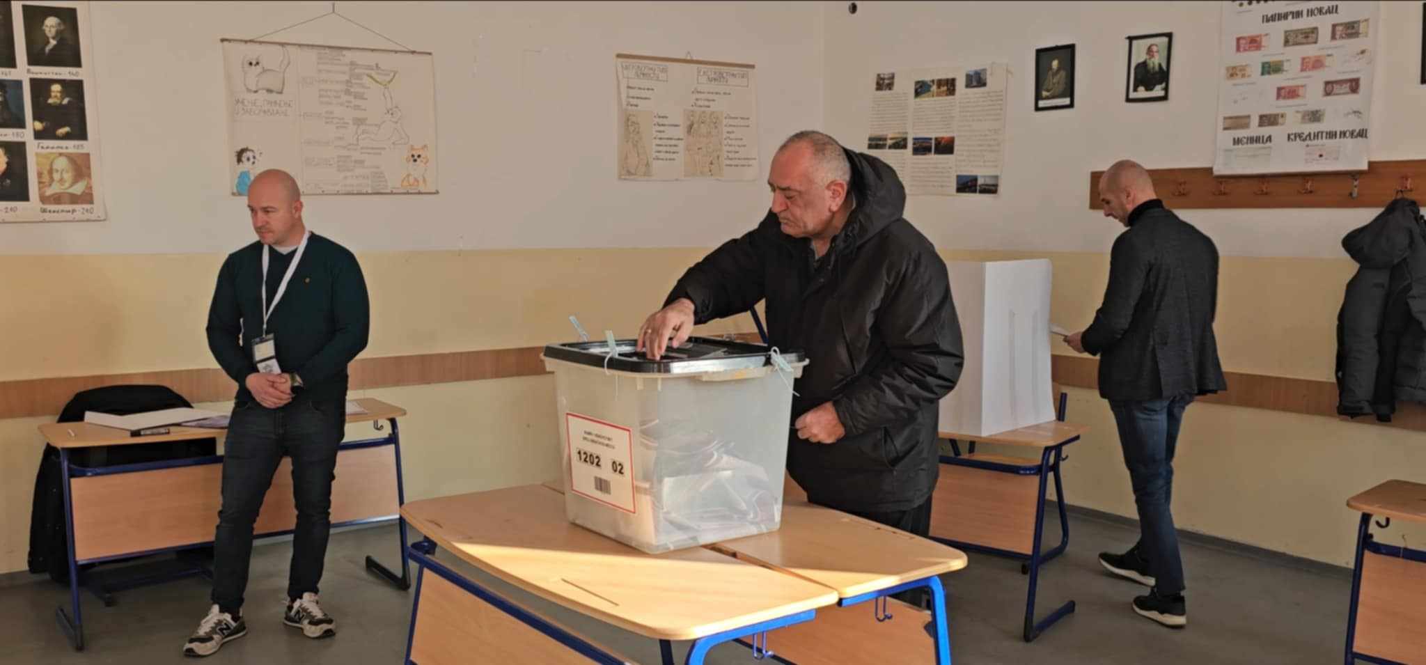 Ko su kandidati srpskih stranaka i inicijativa van Srpske liste za gradonačelnike u 10 opština na Kosovu