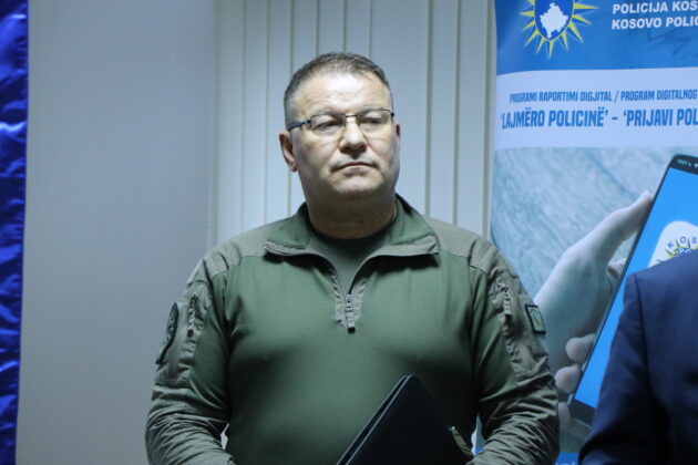 Direktor policija Gazmend Hodža