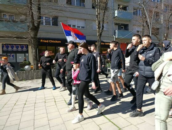 Protest mitrovica građani