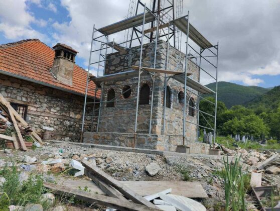Me&scaron;tanima Gotovu&scaron;e potrebna pomoć da zavr&scaron;e gradnju zvonika Crkva presvete bogorodice Gotovu&scaron;a zvonik
