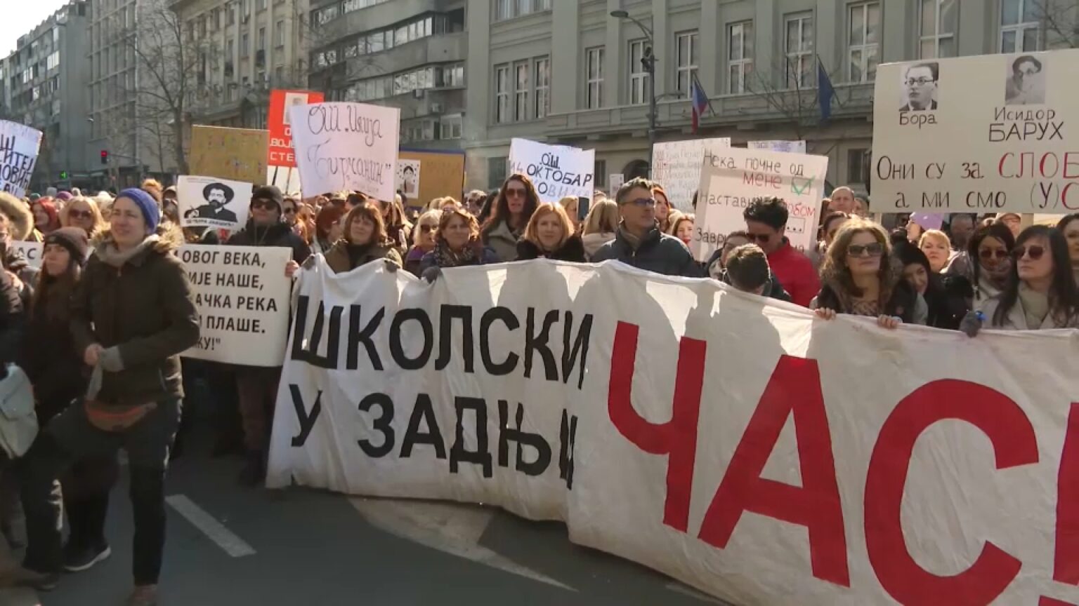 Fondacija Alek Kavčić prikupila više od 117 miliona dinara za prosvetare, isplaćeno više od 115 miliona