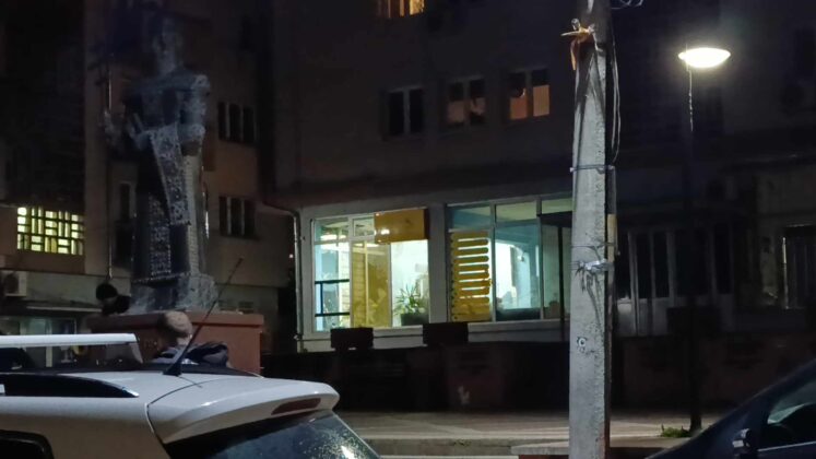 Zvečan eksplozivna naprava