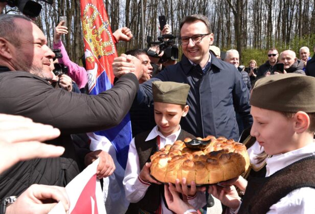 Srbi sa Kosova Petković