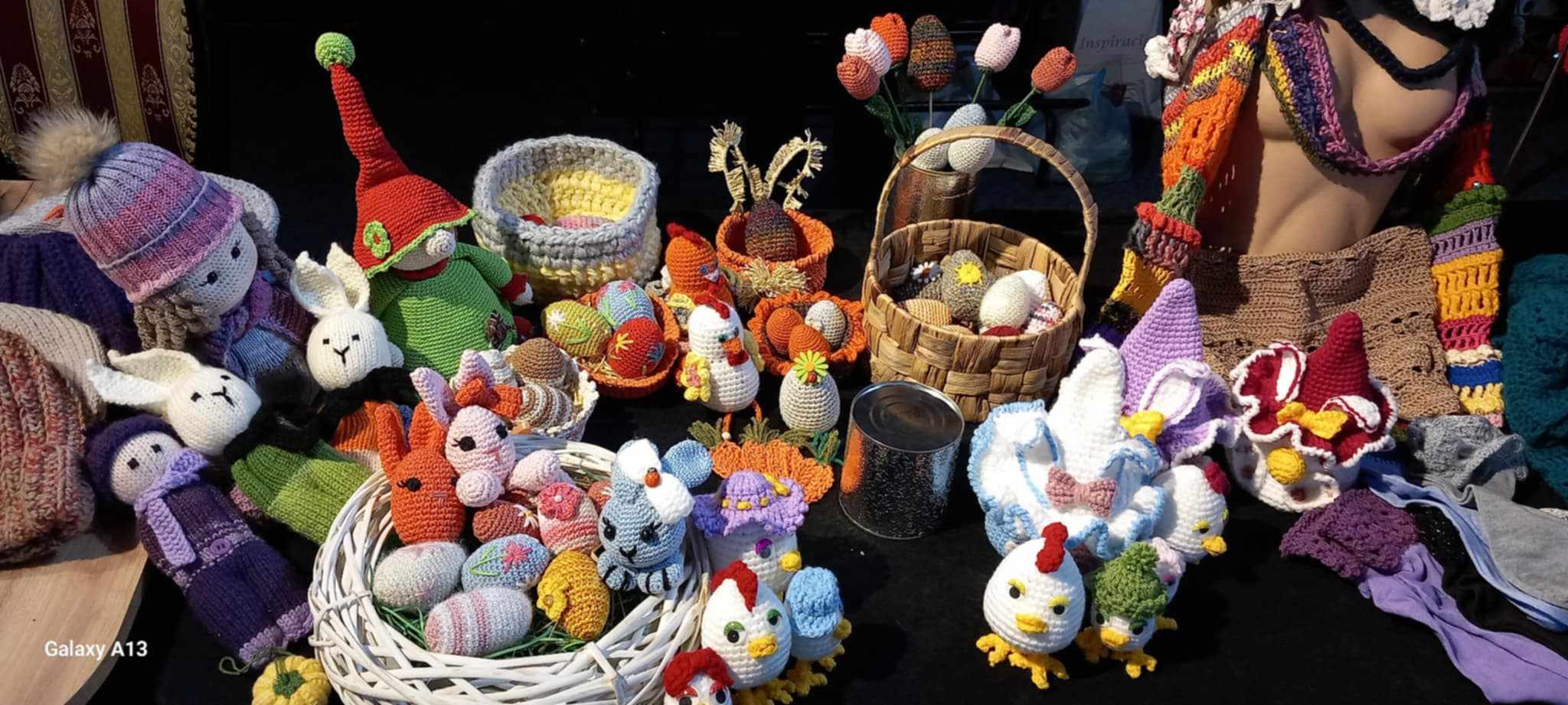 Vaskršnja noćna pijaca u Akvarijusu: Ručno rađeni artefakti izloženi uz muziku 80-ih