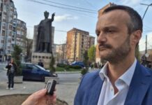 Mirović: Lompar sklonjen, tri dana kasnije Vučić raspisao izbore – „Može da otvori šampanjac“; sa liste izbačeni i kandidati iz Kosovske Mitrovice
