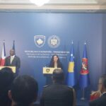 Britanski šef diplomatije: Nadam se da će naredna vlada tretirati potrebe svih građana, uključujući i Srbe
