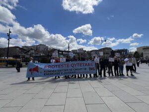 Priština: Održan još jedan protest protiv poskupljenja struje