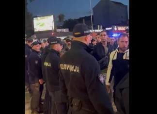(VIDEO) Napadnuta novinarka Južnih vesti u Nišu FOTO: Napad na novinare/NIš/Južne vesti