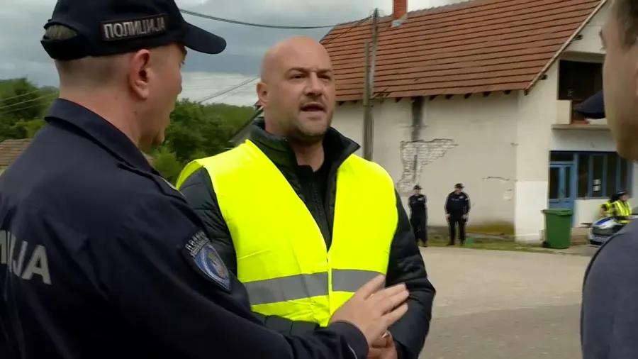 Napad pristalica SNS na ekipu N1 i novinara "Glasa Zaječara" u Jelašnici
