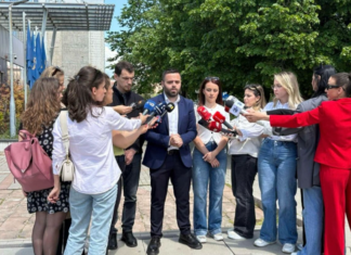 As Press Freedom Plummets, Vetëvendosje Shifts Blame to Journalists FOTO: AGK