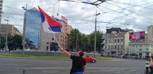 Dve Srbije