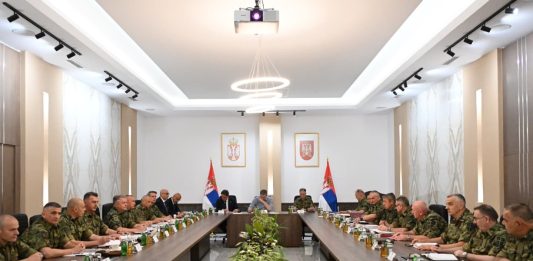 Vučić proširen kolegijum načelnika generalštaba